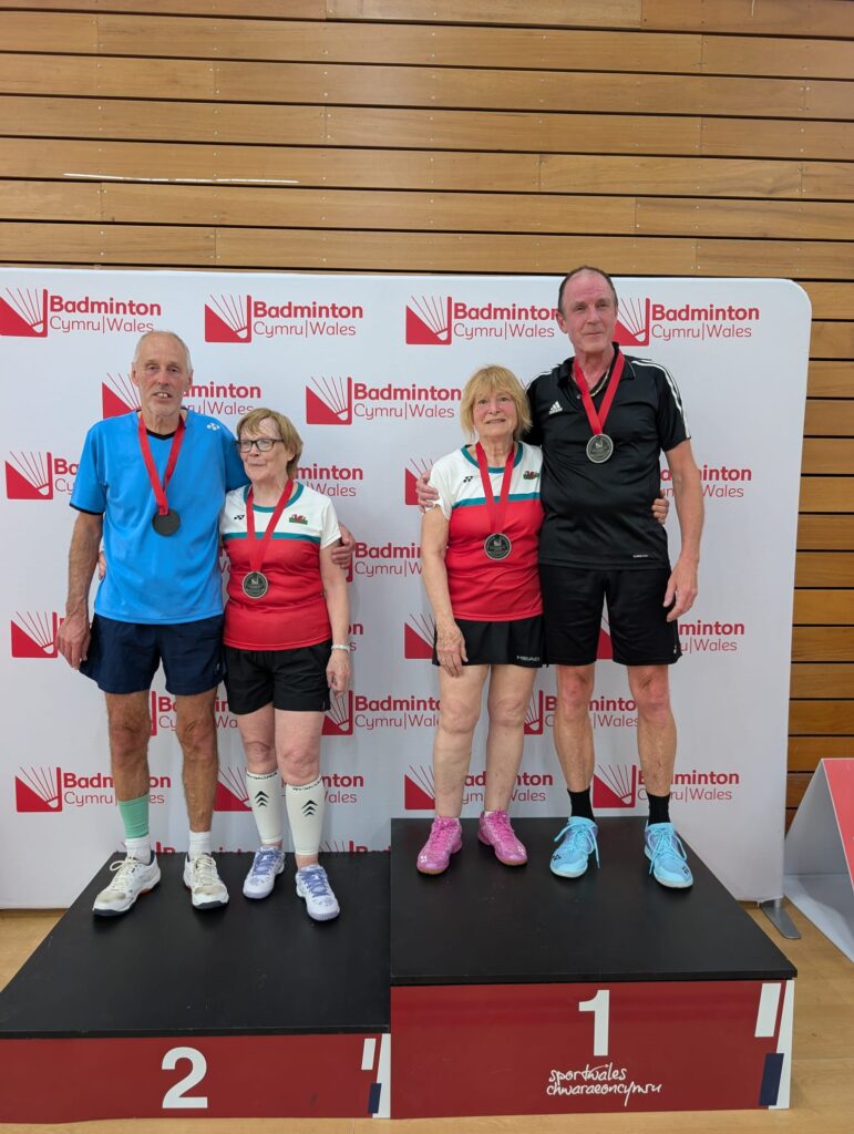 65+ XD Winners | David Guy* & Sheila Palmer